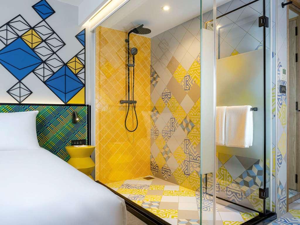 Ibis Styles Silom מלון